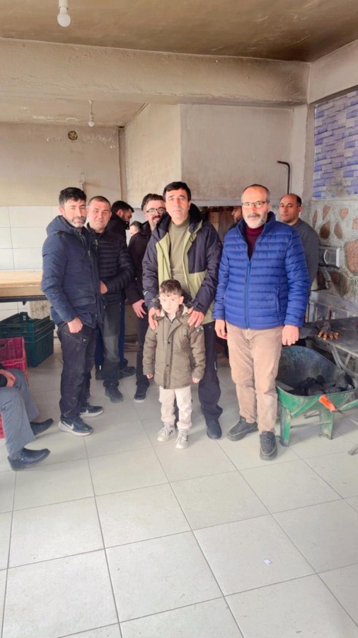 Askıda Ekmek Programı